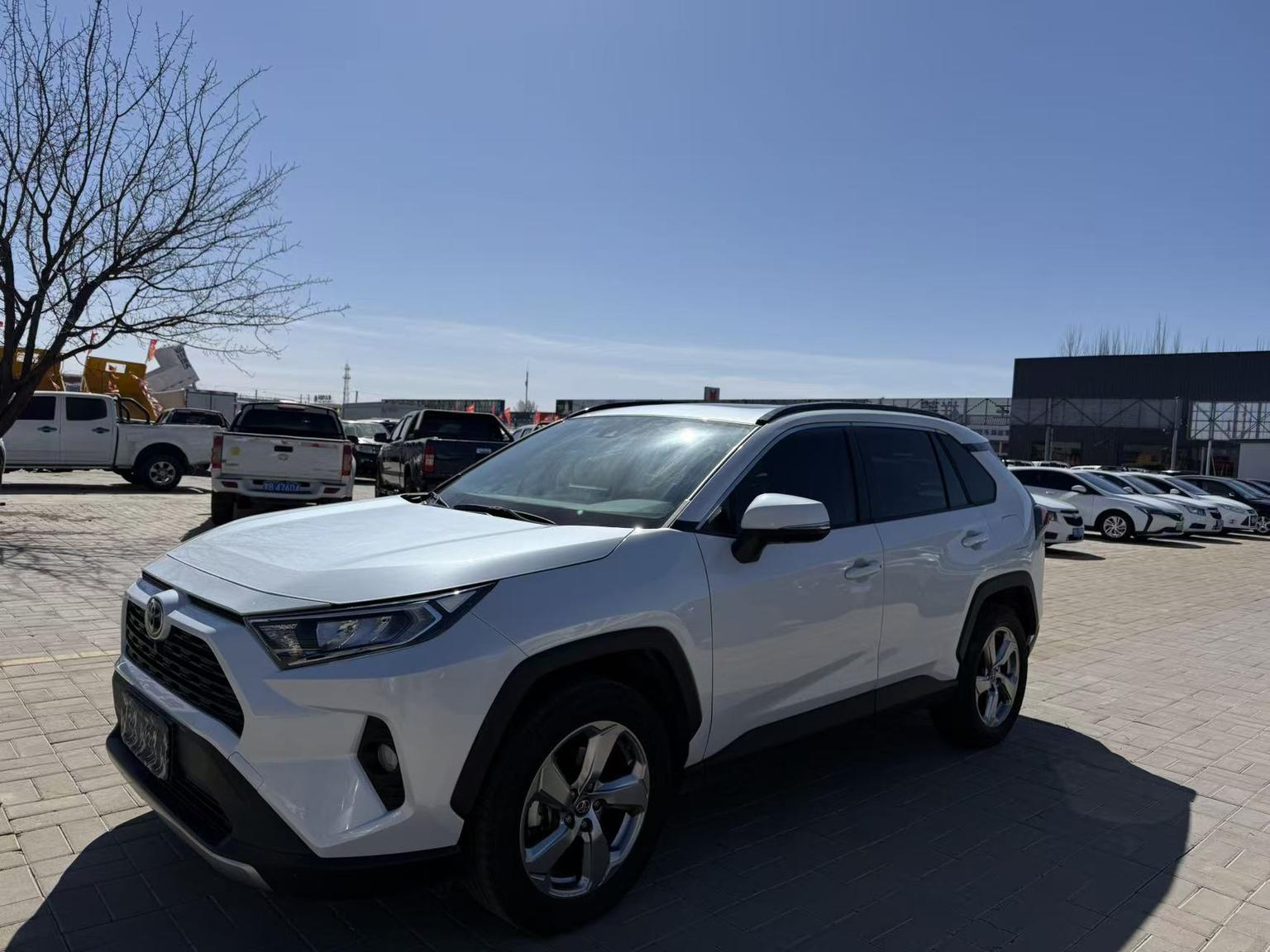 Toyota RAV4 2.0L CVT 4WD Trend 2022