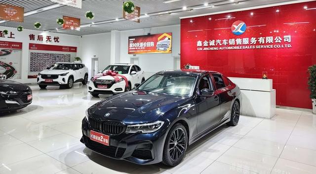 BMW Series-3 325i M Sport Night Package 2021
