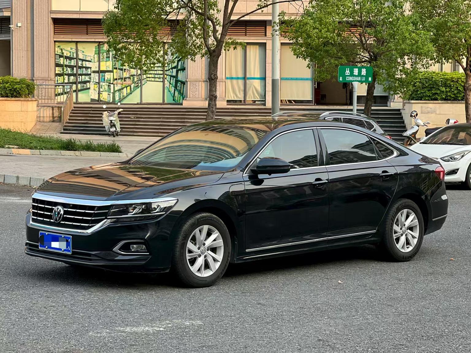 Volkswagen Passat 280TSI Business (1.4L) 2020