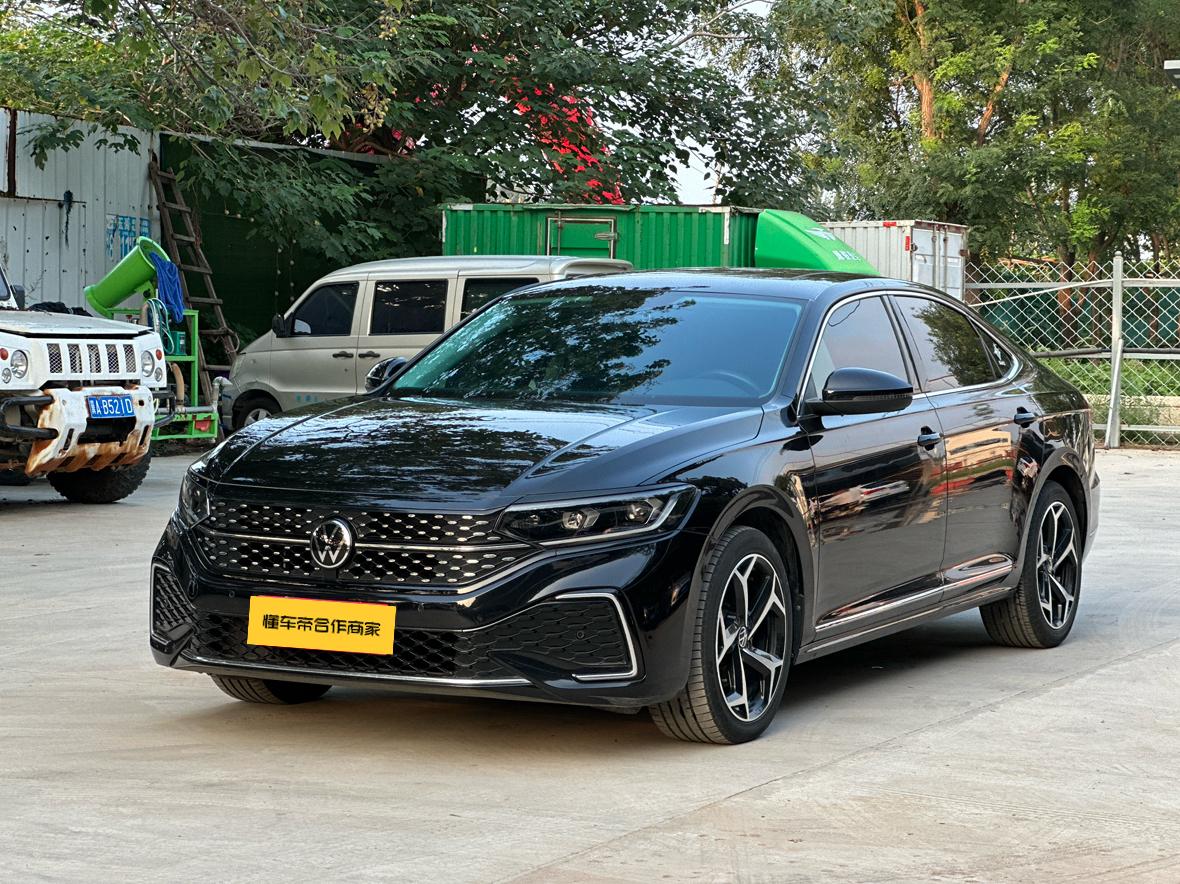 Volkswagen Passat Starry Elite 2023