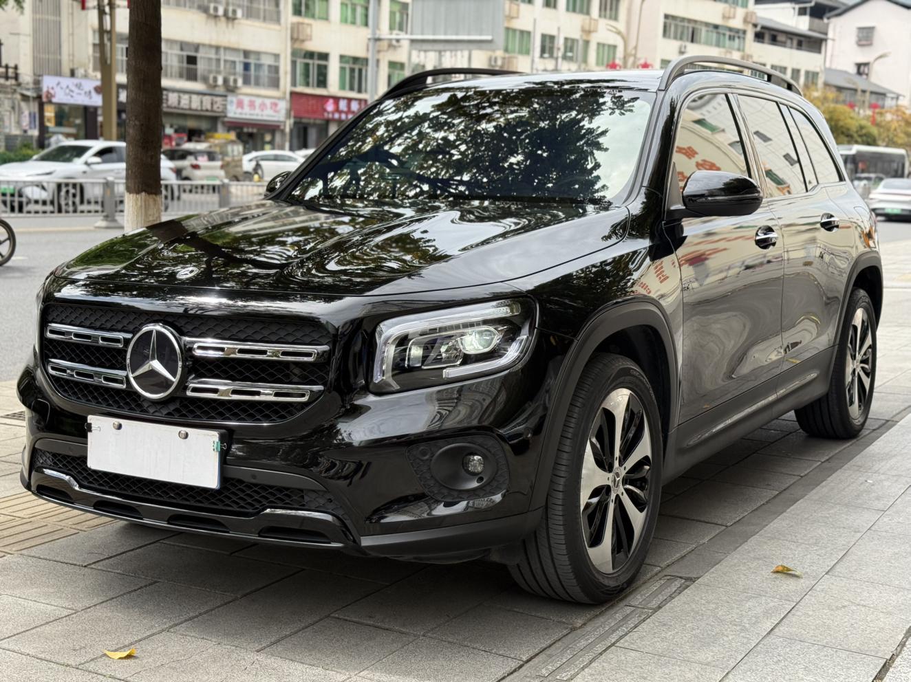 Mercedes GLB 220 4MATIC 2023