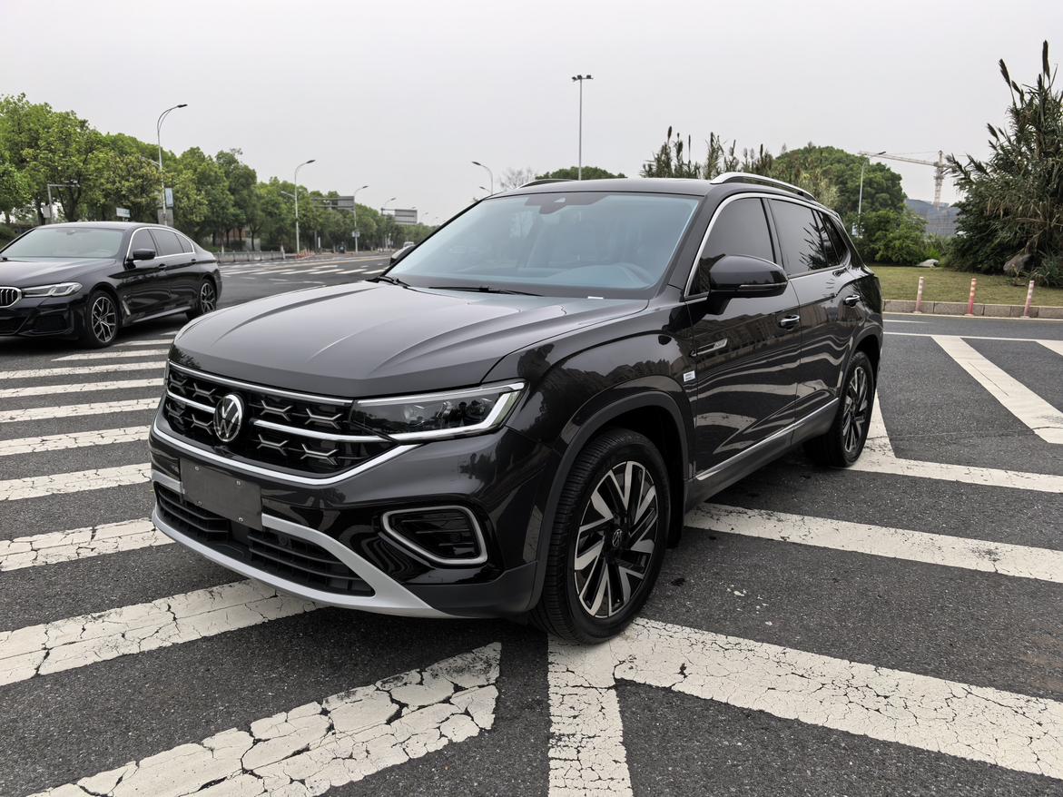 Volkswagen Tayron Public Enjoy 330TSI 2WD 2025