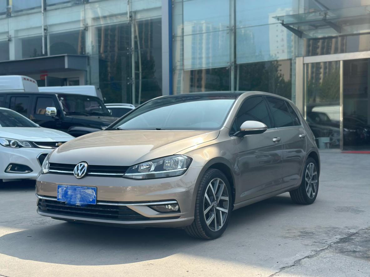 Volkswagen Golf 200TSI DSG Comfort 2020