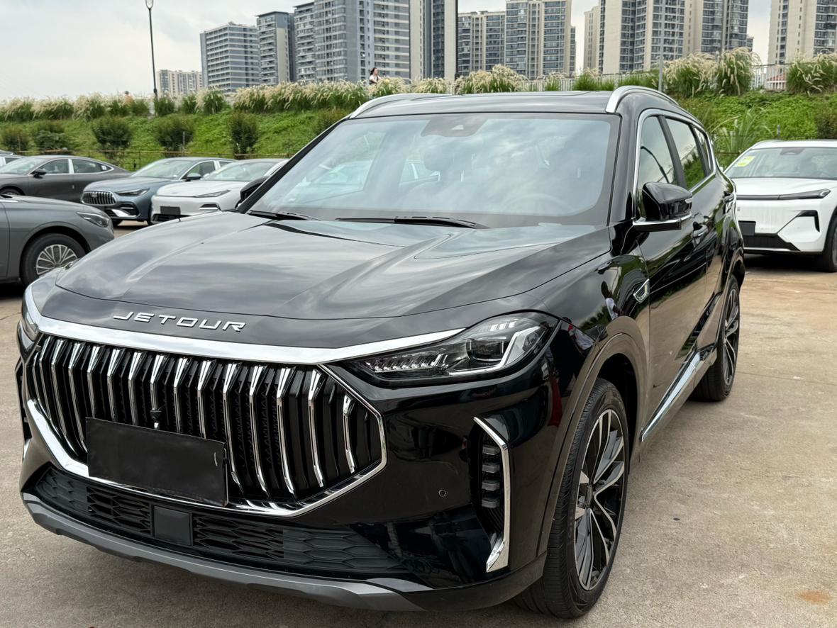 Jetour X70-Plus Strong Pro+ 5-Seat 2023