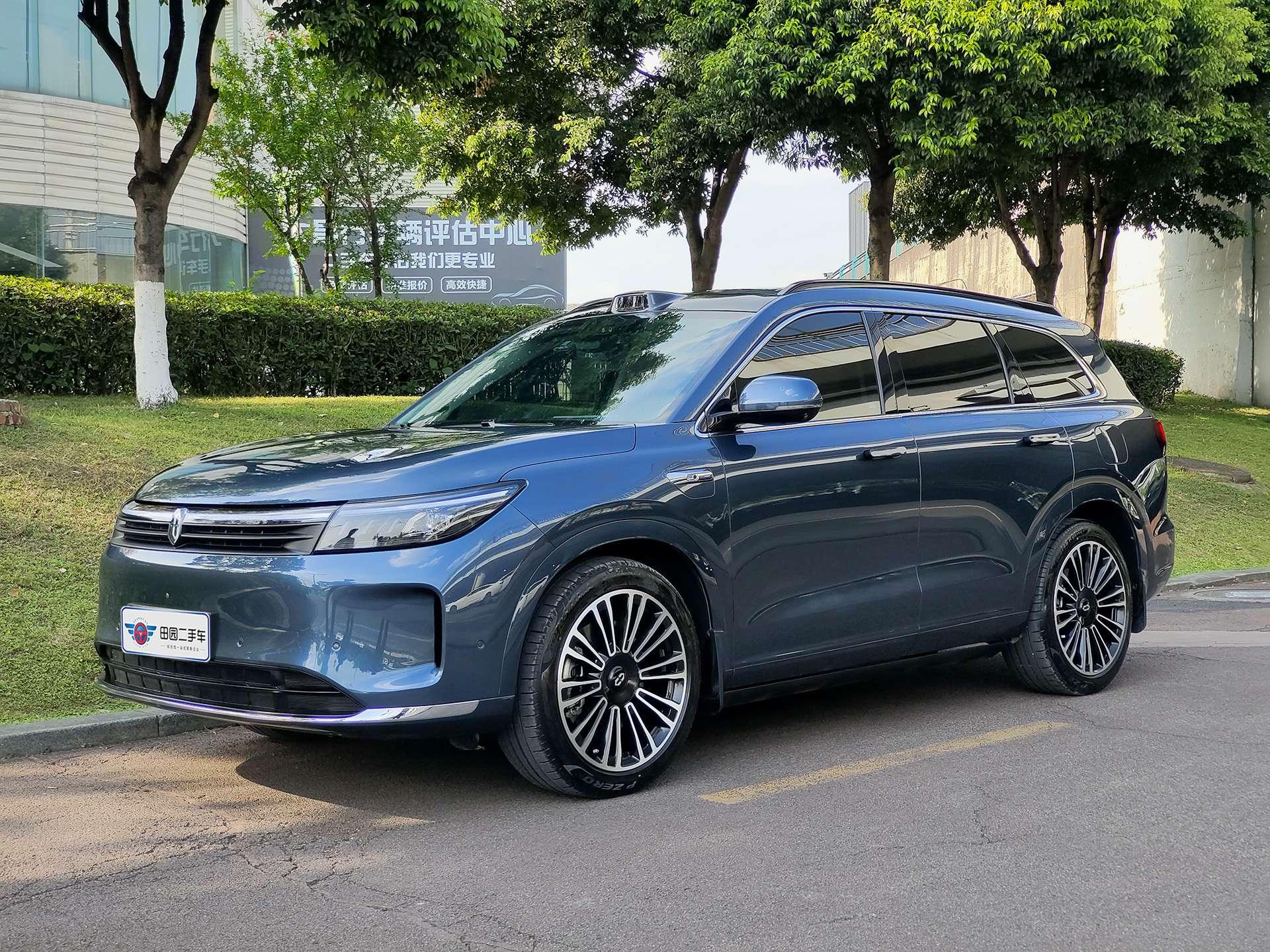 Aito M7 Smart Drive 5-Seat RWD 2024
