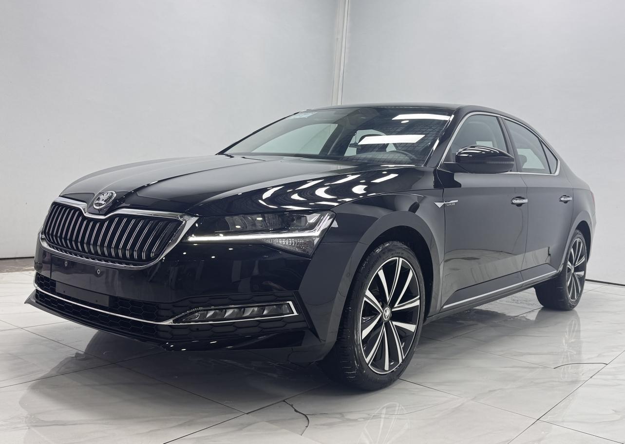 Skoda Superb 280 TSI DSG Prestige (1.4L) 2023