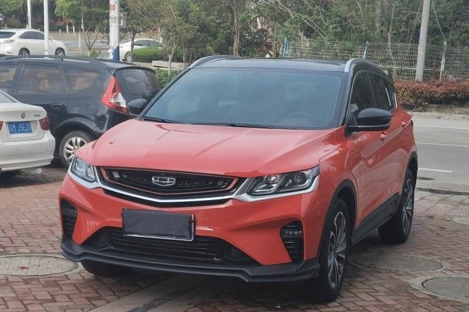 Geely Coolray 260T DCT Battle 2021