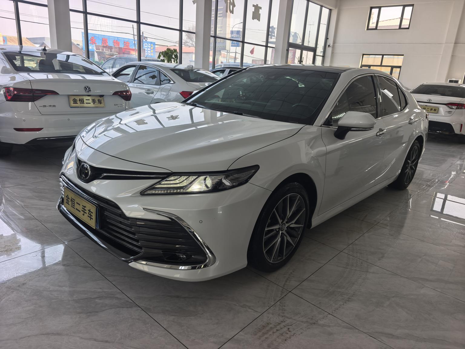 Toyota Camry 2.5G Luxury (2.5L) 2022