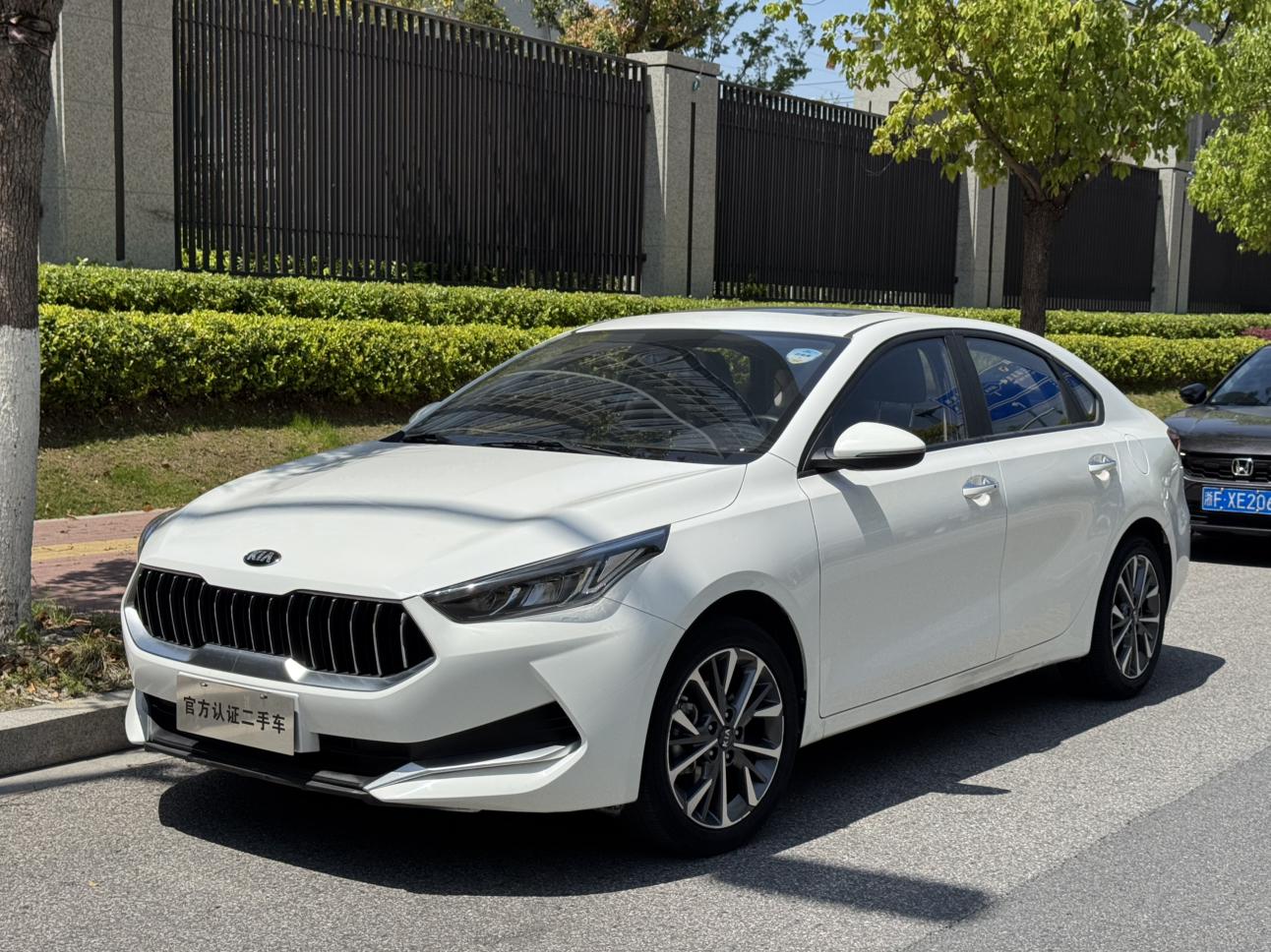 KIA K3 1.5L IVT Luxury (1.5L) 2021