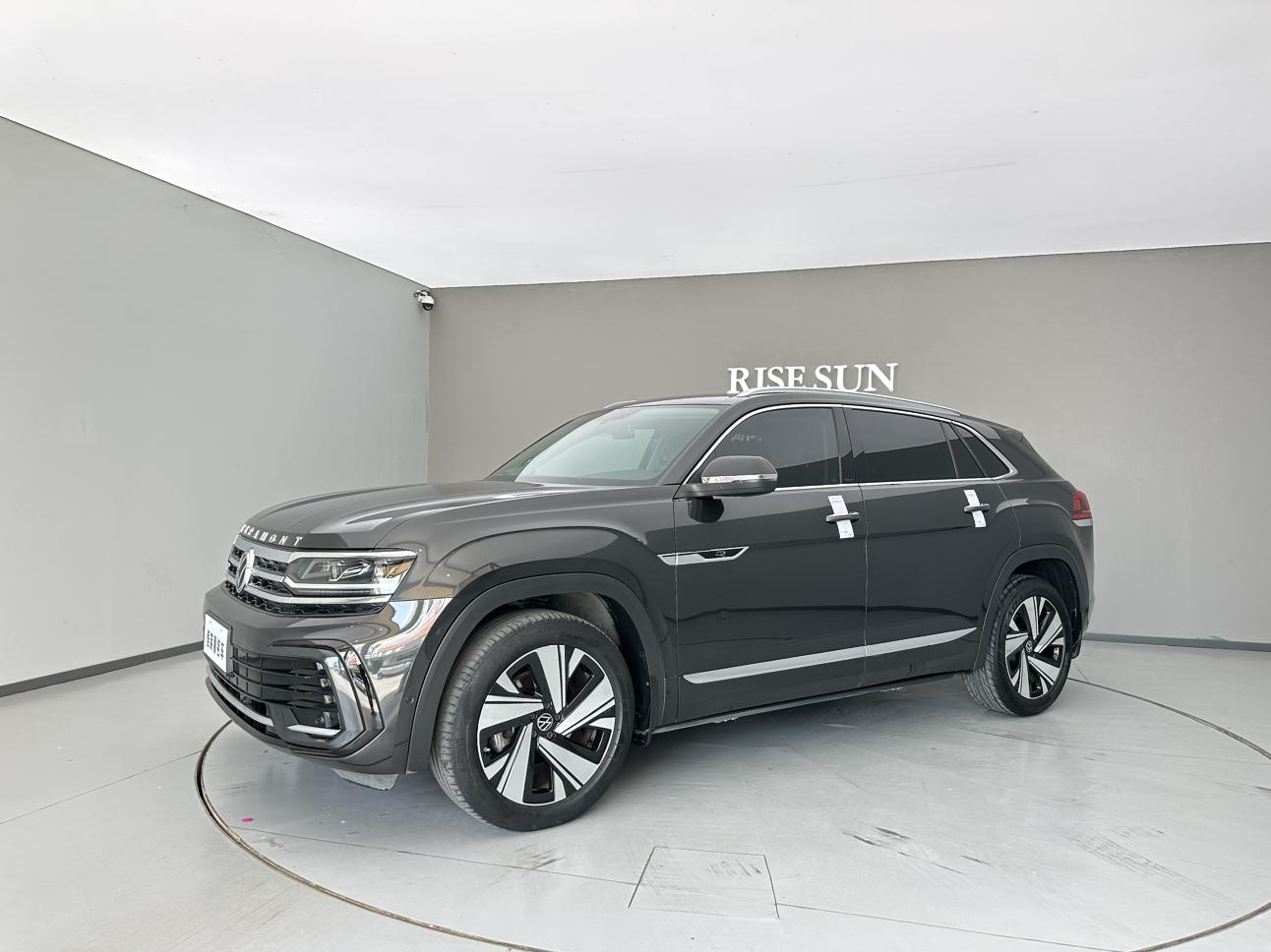 Volkswagen Terramont 330TSI 2WD Premium Luxury (2L) 2022