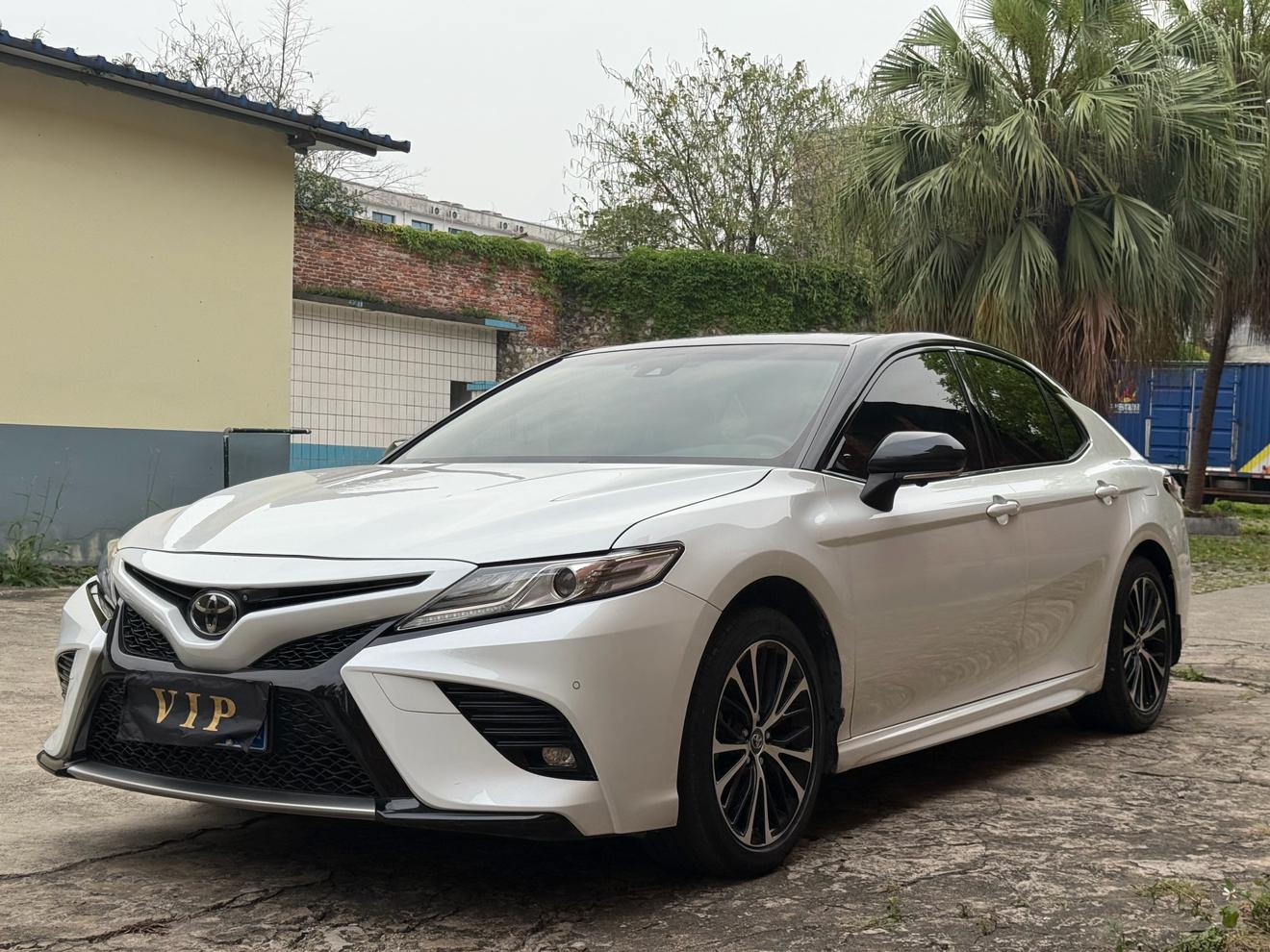 Toyota Camry S Sport CN6 2020