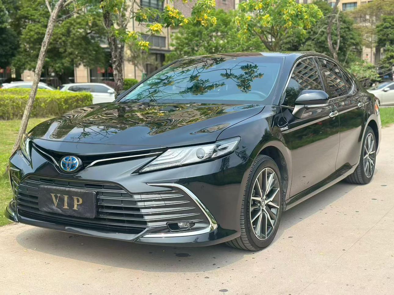 Toyota Camry 2.5HG Deluxe 2023