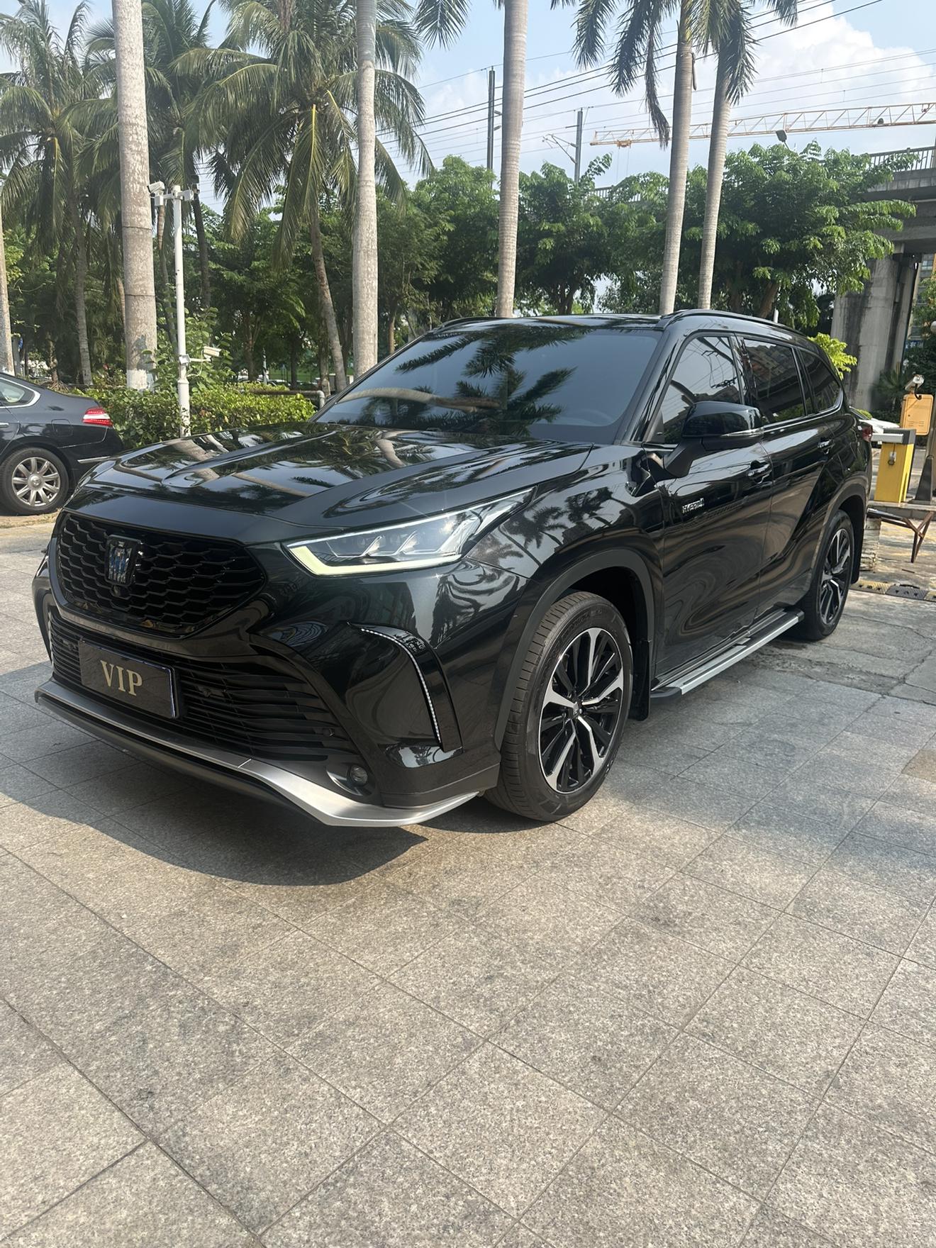 Toyota Crown-Kluger 2.5L HEV AWD Premium (2.5L) 2023