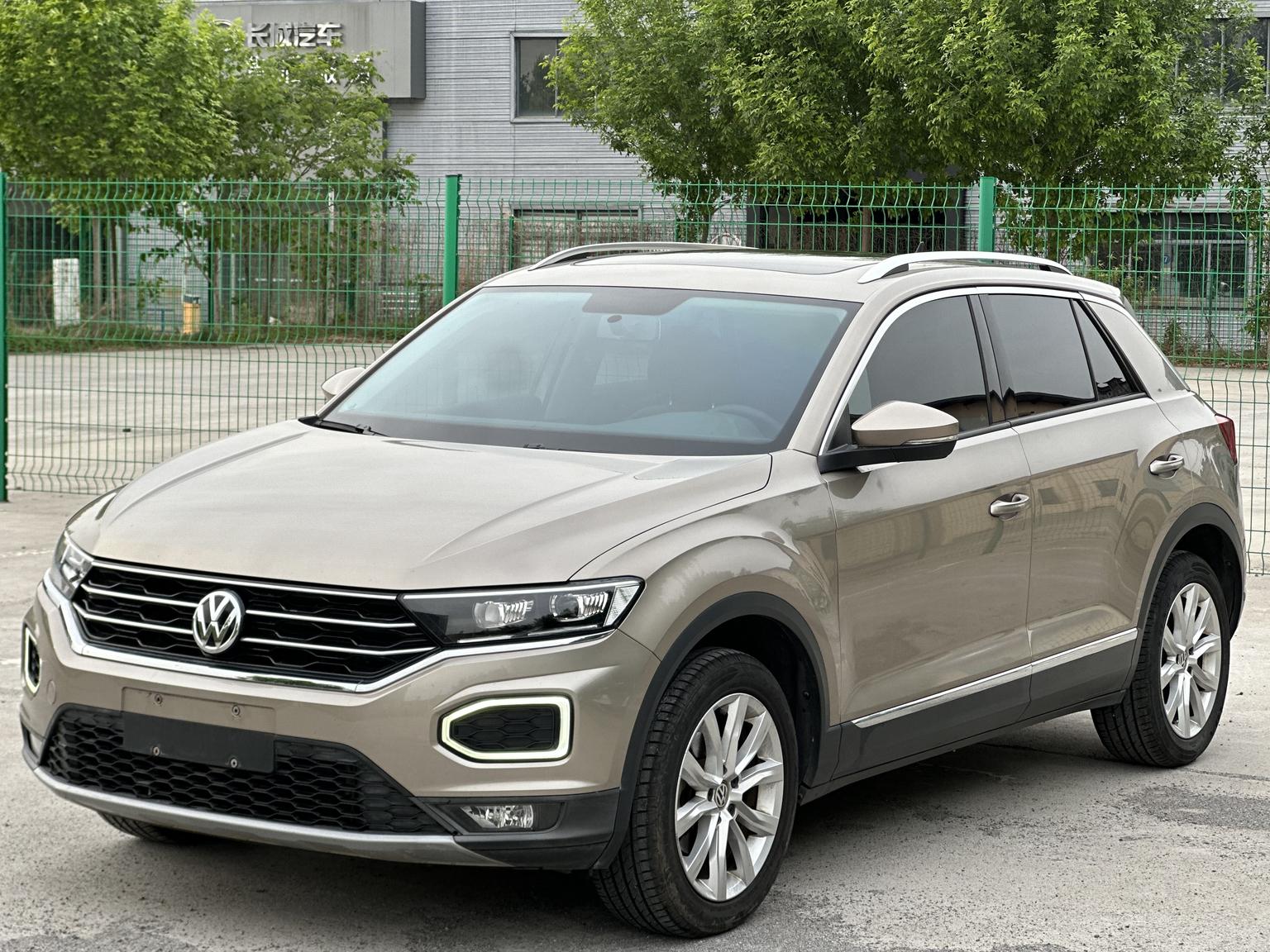 Volkswagen T-ROC 230 TSI DSG 2WD Sport 2020