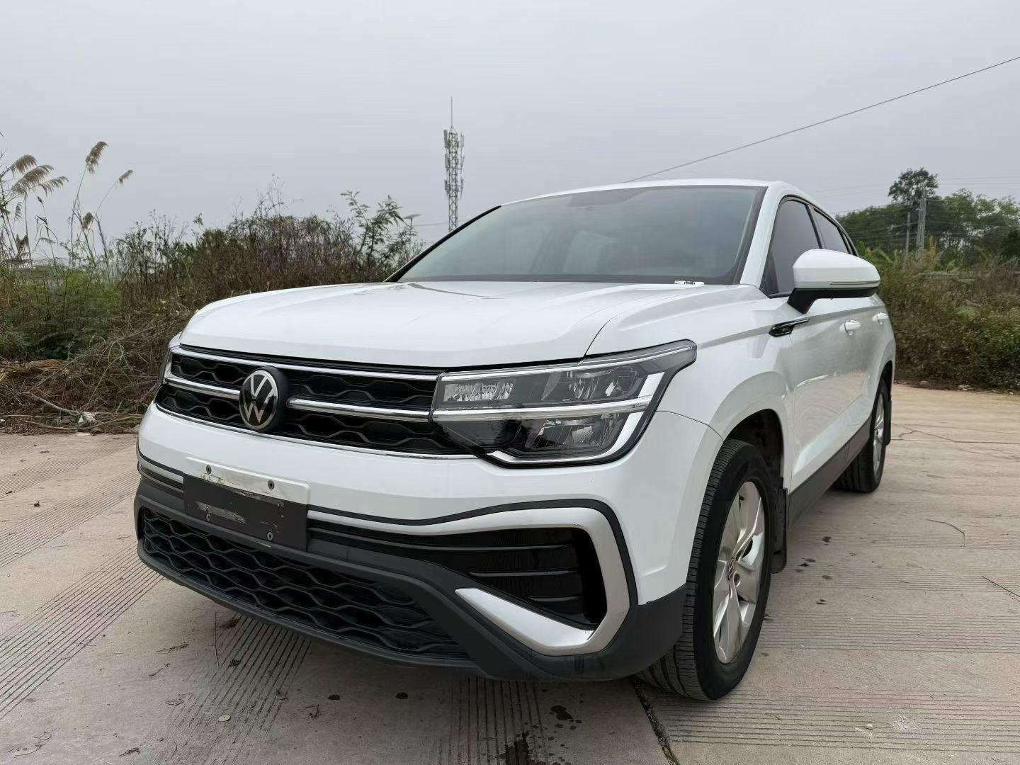 Volkswagen Tharu 300TSI 2WD Crescent 2024