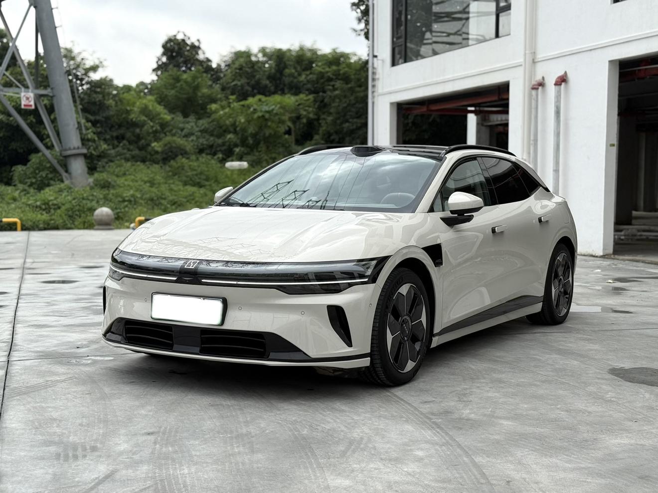 Zeekr 007GT Long Range RWD Intelligent Drive 100kWh 2025