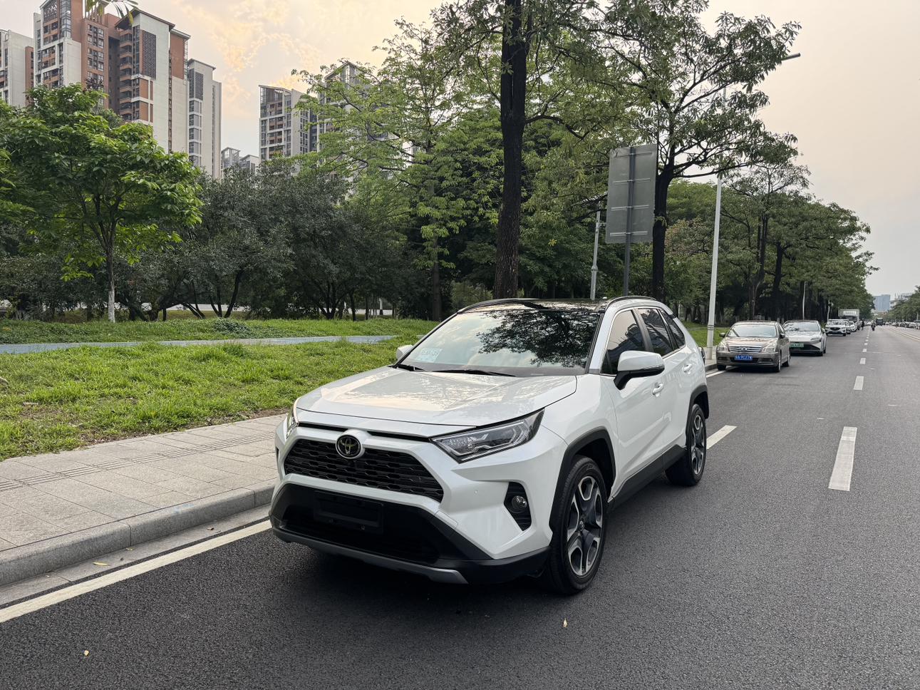 Toyota RAV4 2.0L CVT 2WD Prestige 2020