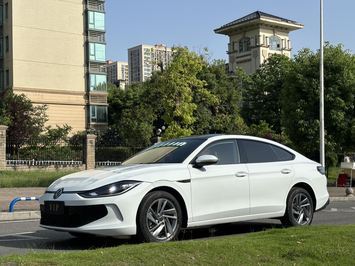 Volkswagen Lamando 200TSI DSG Chaola 2024