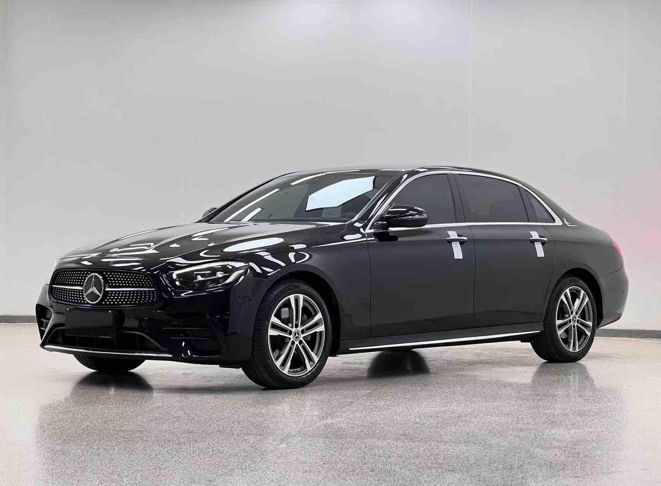Mercedes Class-E E 260 L Sport Sedan (2L) 2022