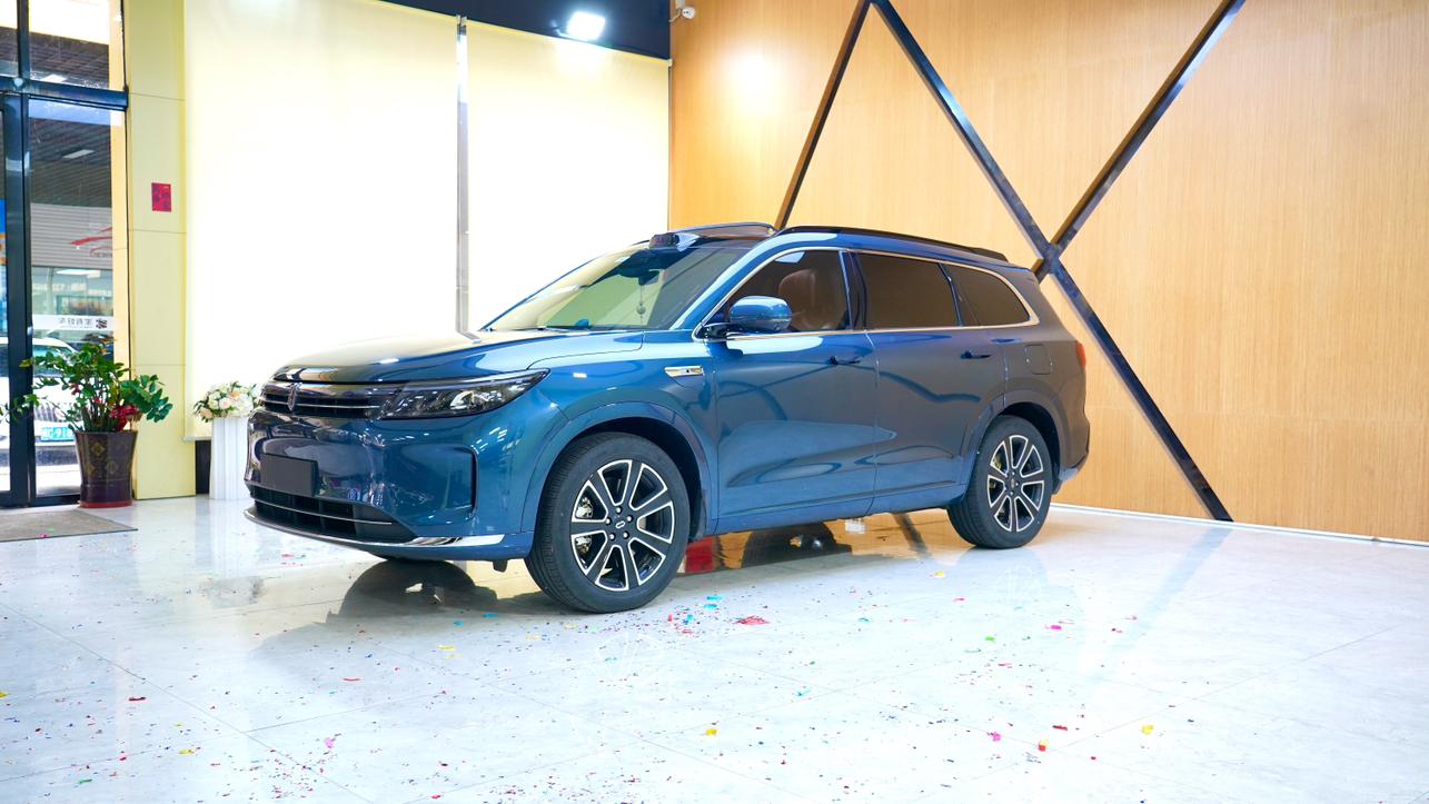 Aito M7 Smart Drive 6-Seat AWD 2024