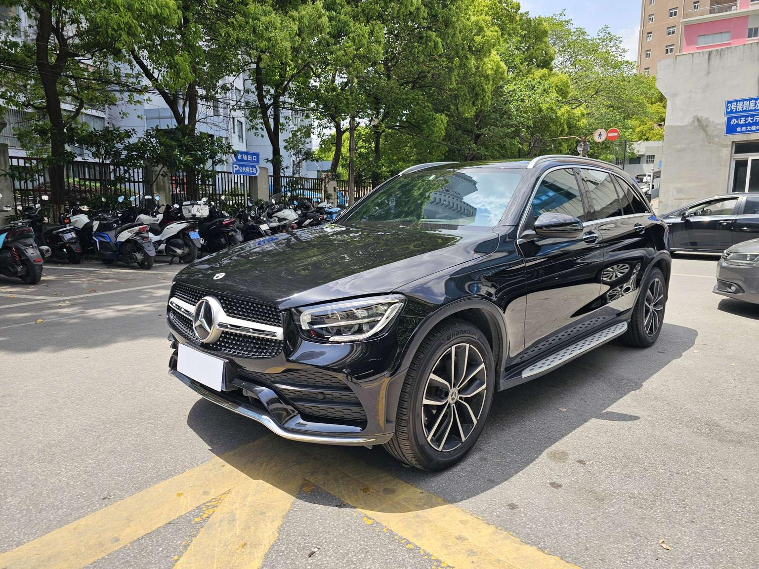 Mercedes GLC 260 L 4MATIC Luxury (2L) 2022