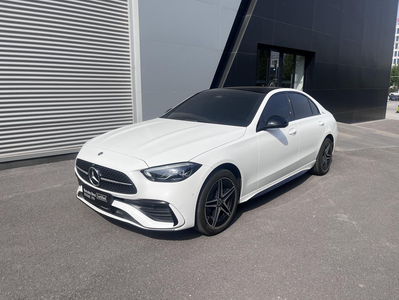 Mercedes Benz Class-C Starlight Night Sport L 2025