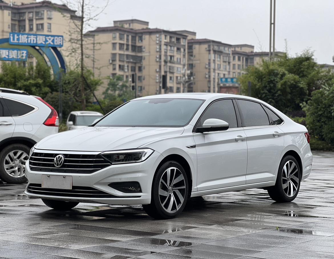 Volkswagen Sagitar 280TSI DSG Excellence (1.4L) 2022