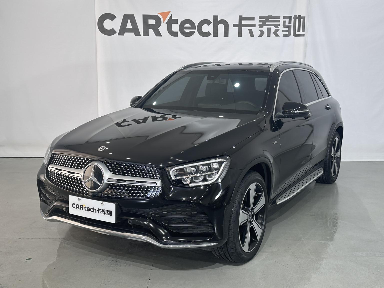 Mercedes GLC 300 L 4MATIC Dynamic Collector's Edition 2022