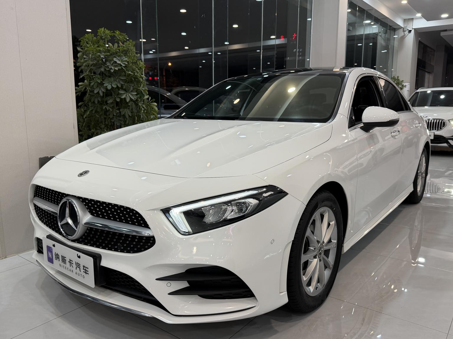 Mercedes Benz Class-A A200L 2022
