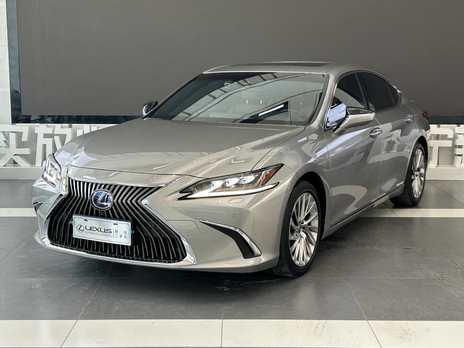 Lexus ES 300h Executive China VI 2021