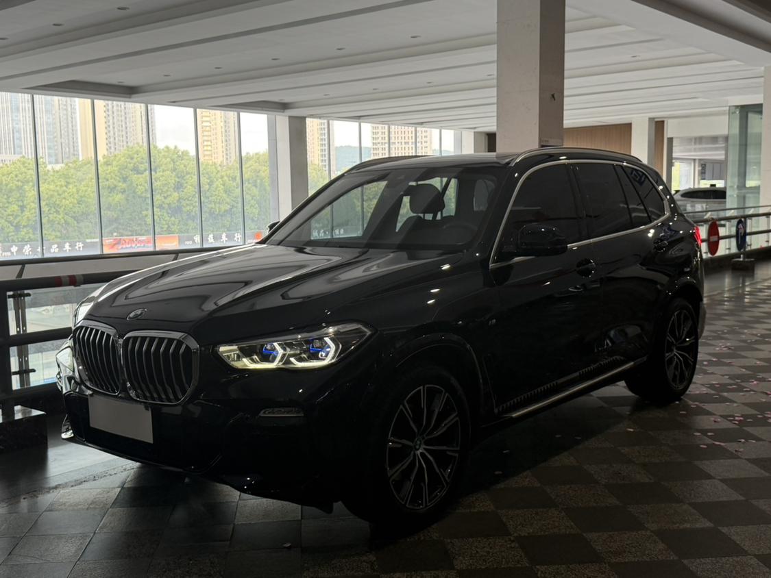 BMW X5 xDrive40i M Sport Package 2021
