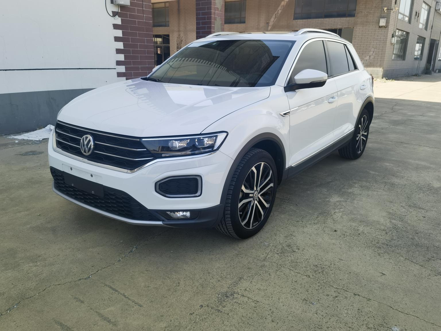 Volkswagen T-ROC 280TSI DSG 2WD Comfort China V 2019