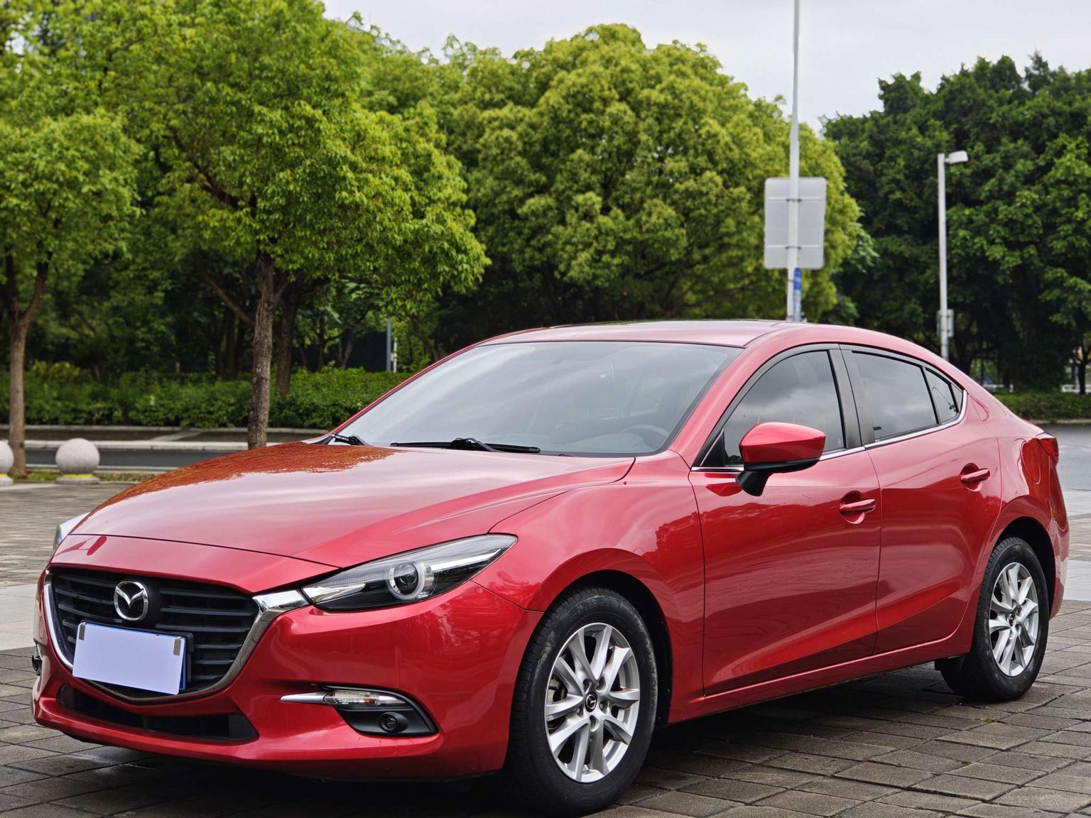 Mazda 3 Axela Cloud Control Sedan 1.5L Auto Luxury CN5 2019