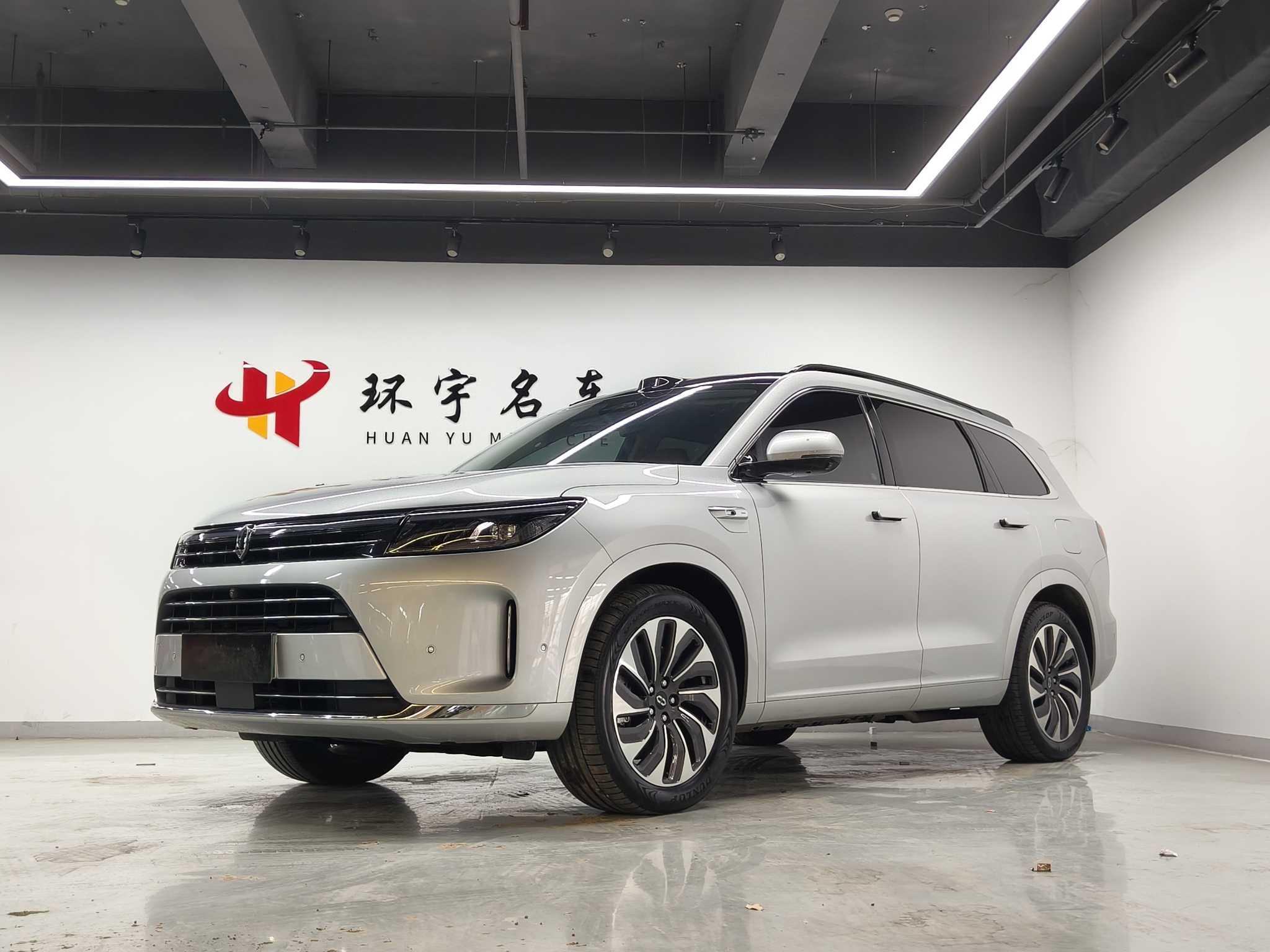 Aito M7 Max 5-Seat AWD Intelligent Drive 2024