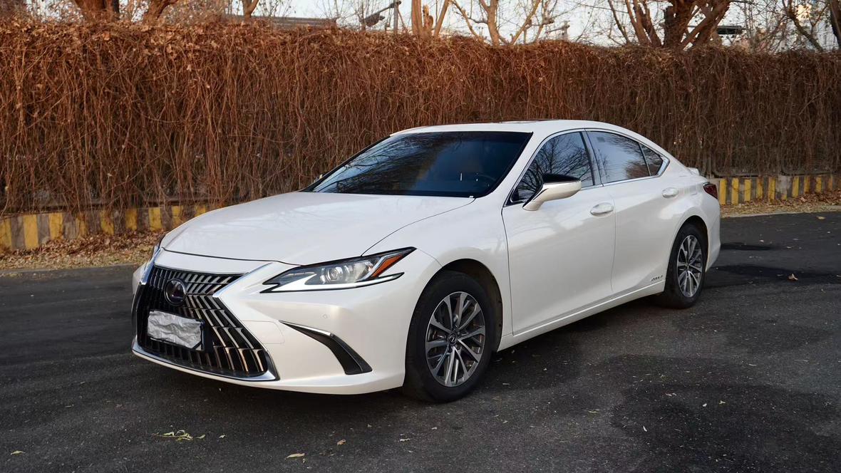 Lexus ES Automatic FWD 5-Seat Parallel Import 2024