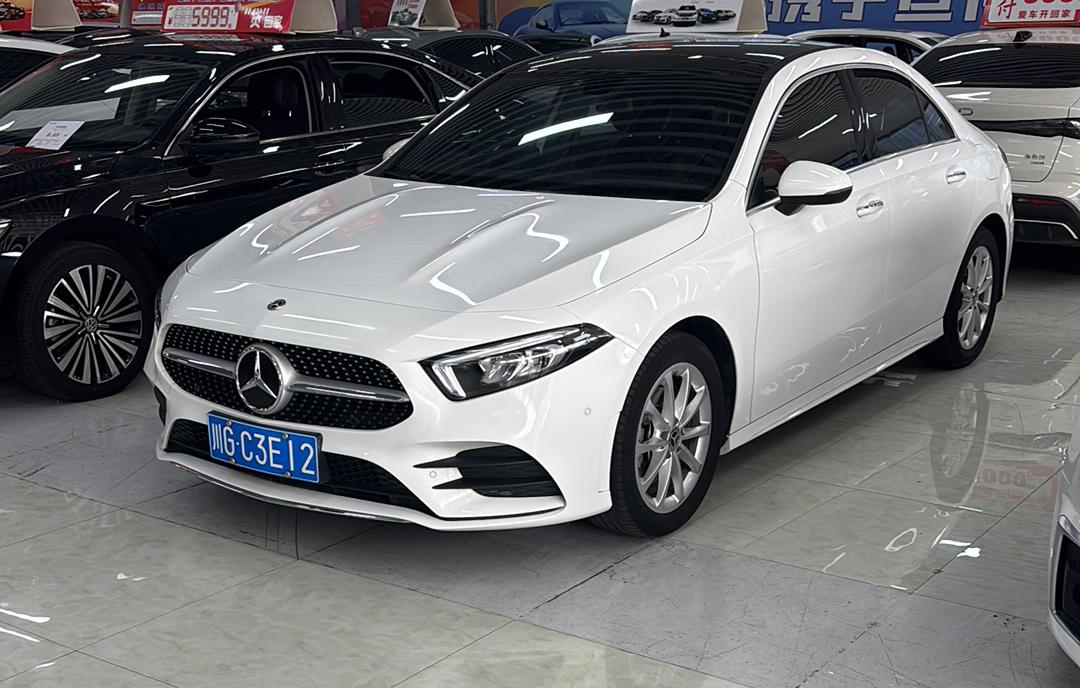 Mercedes Benz Class-A Sport Sedan Dynamic 2023