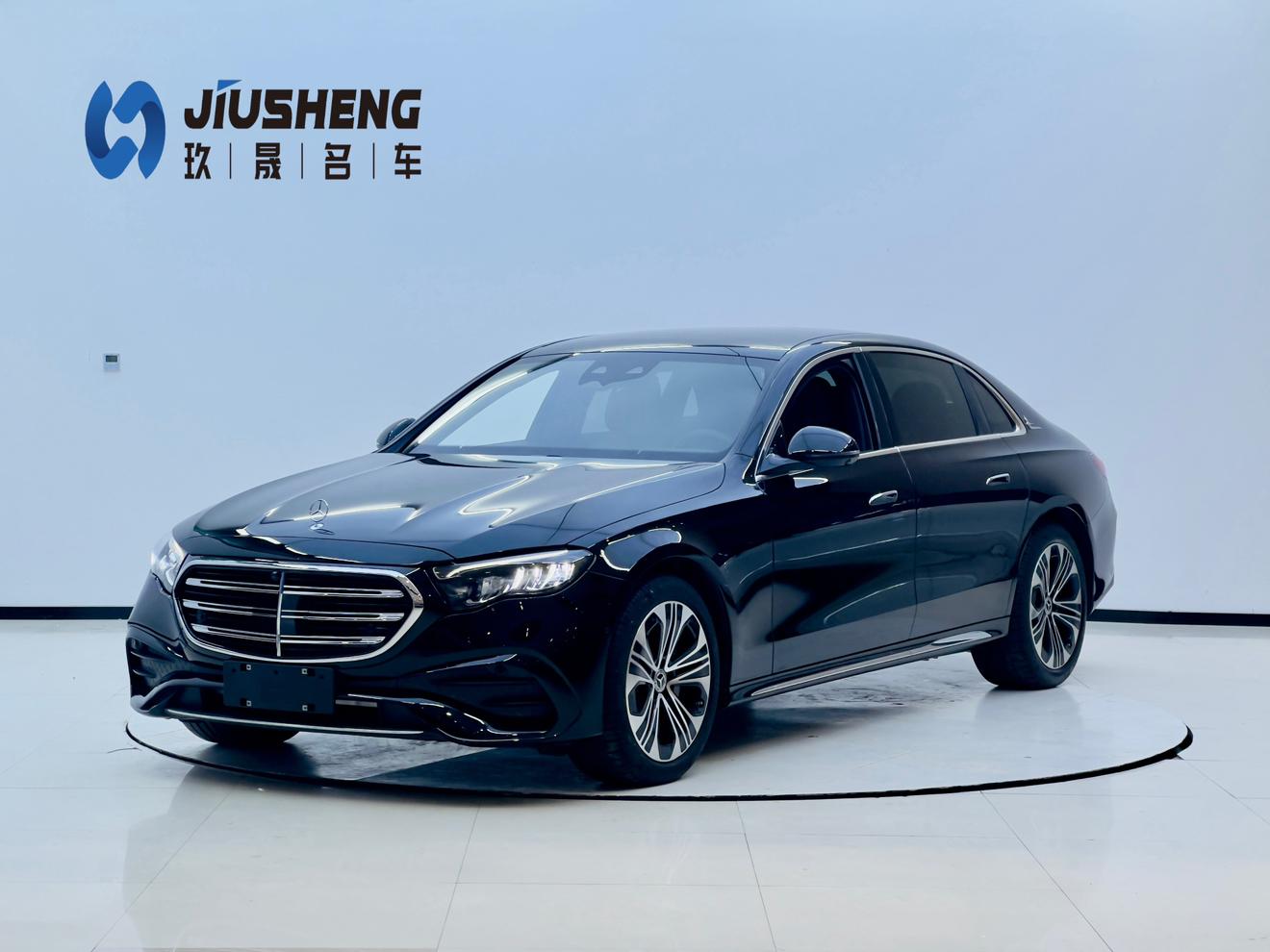 Mercedes Class-E E 300 L Fashion Sedan (2L) 2024
