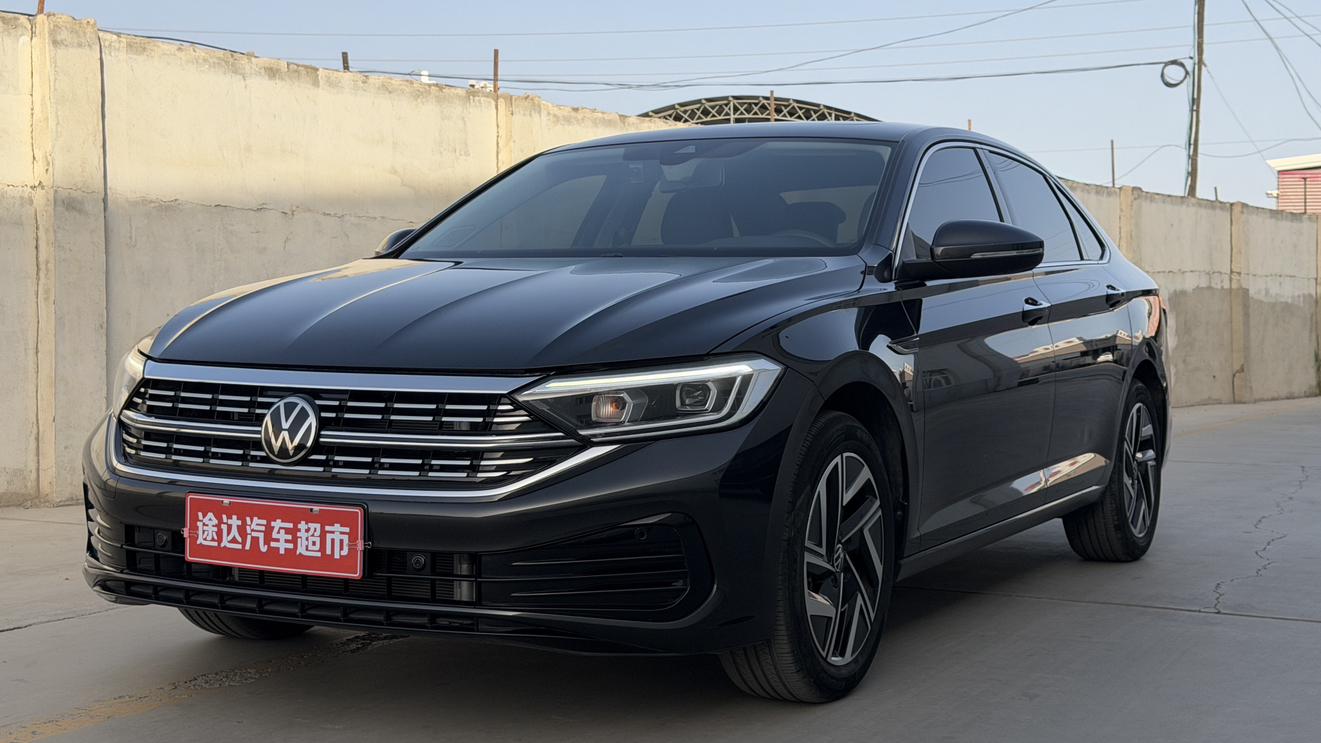 Volkswagen Sagitar 300TSI DSG Beyond 2024