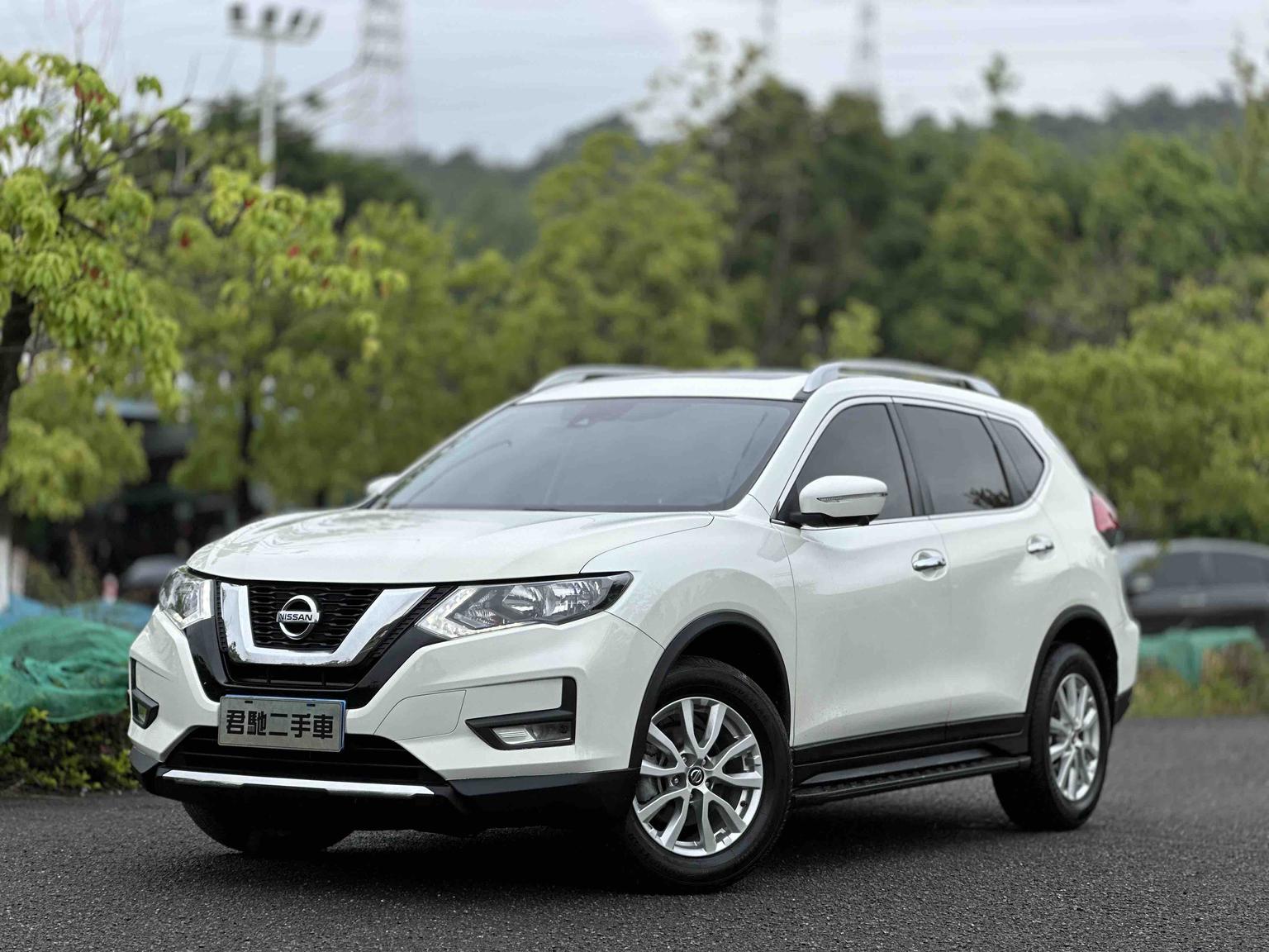 Nissan X-Trail 2.0L CVT 2WD Smart Connect Comfort 2020