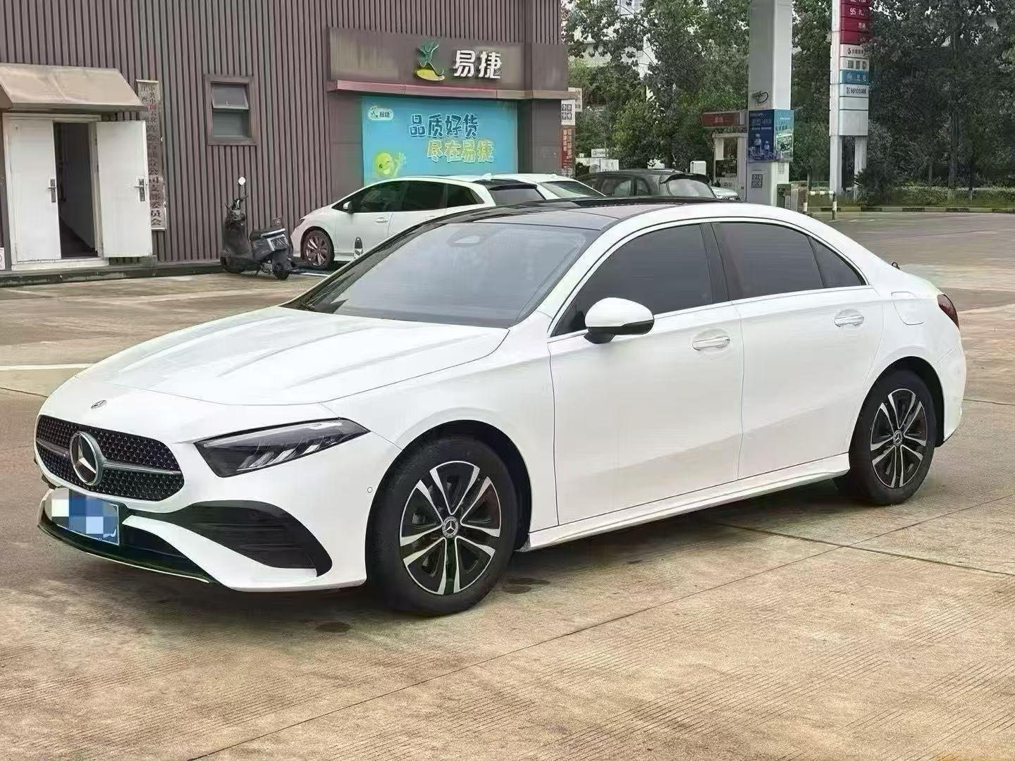 Mercedes Benz Class-A Sport Sedan Dynamic (1.3L) 2024