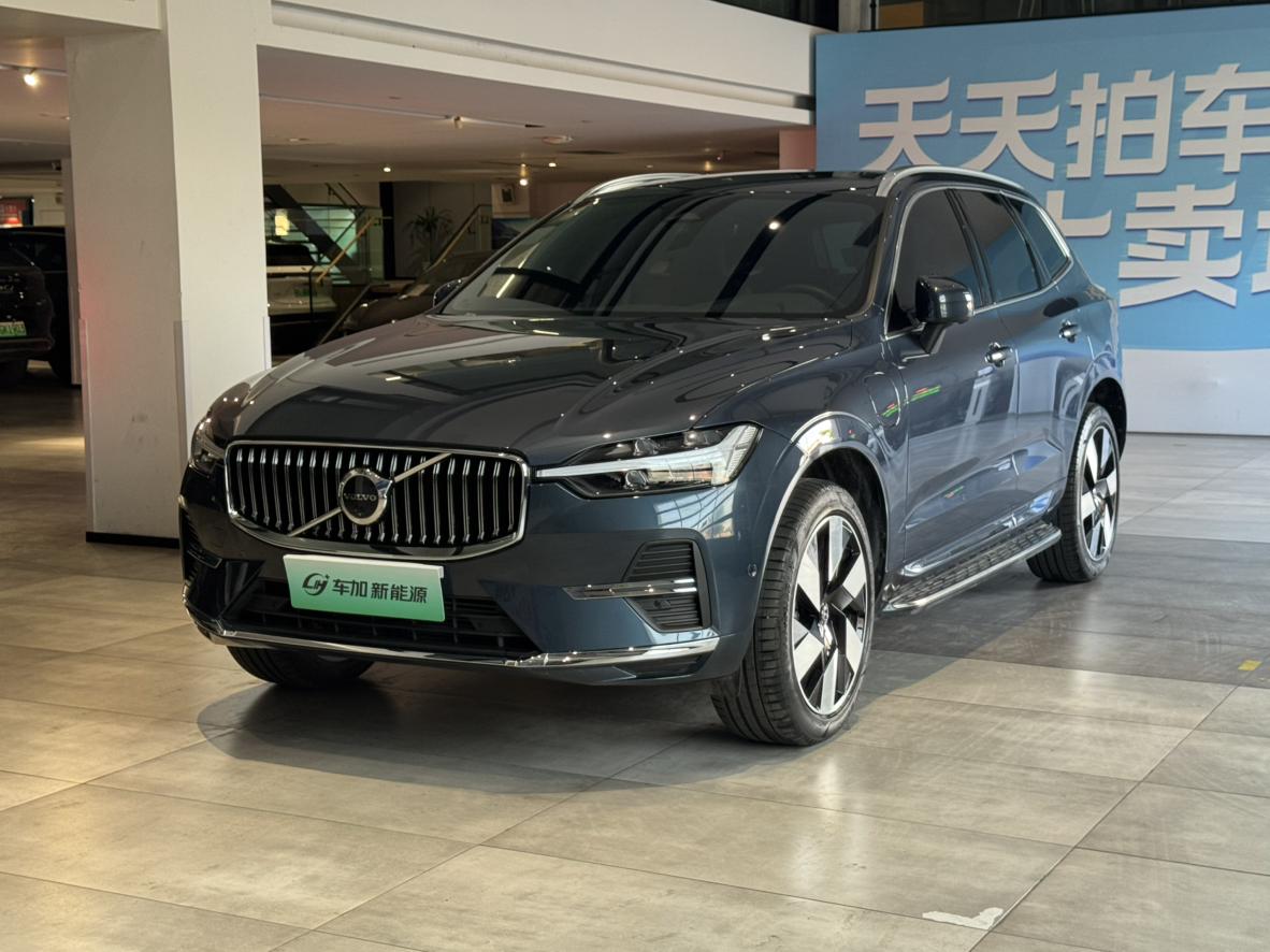 Volvo XC60-Phev T8 AWD Intelligent Plus Luxury Long Range Hybrid (2L) 2025