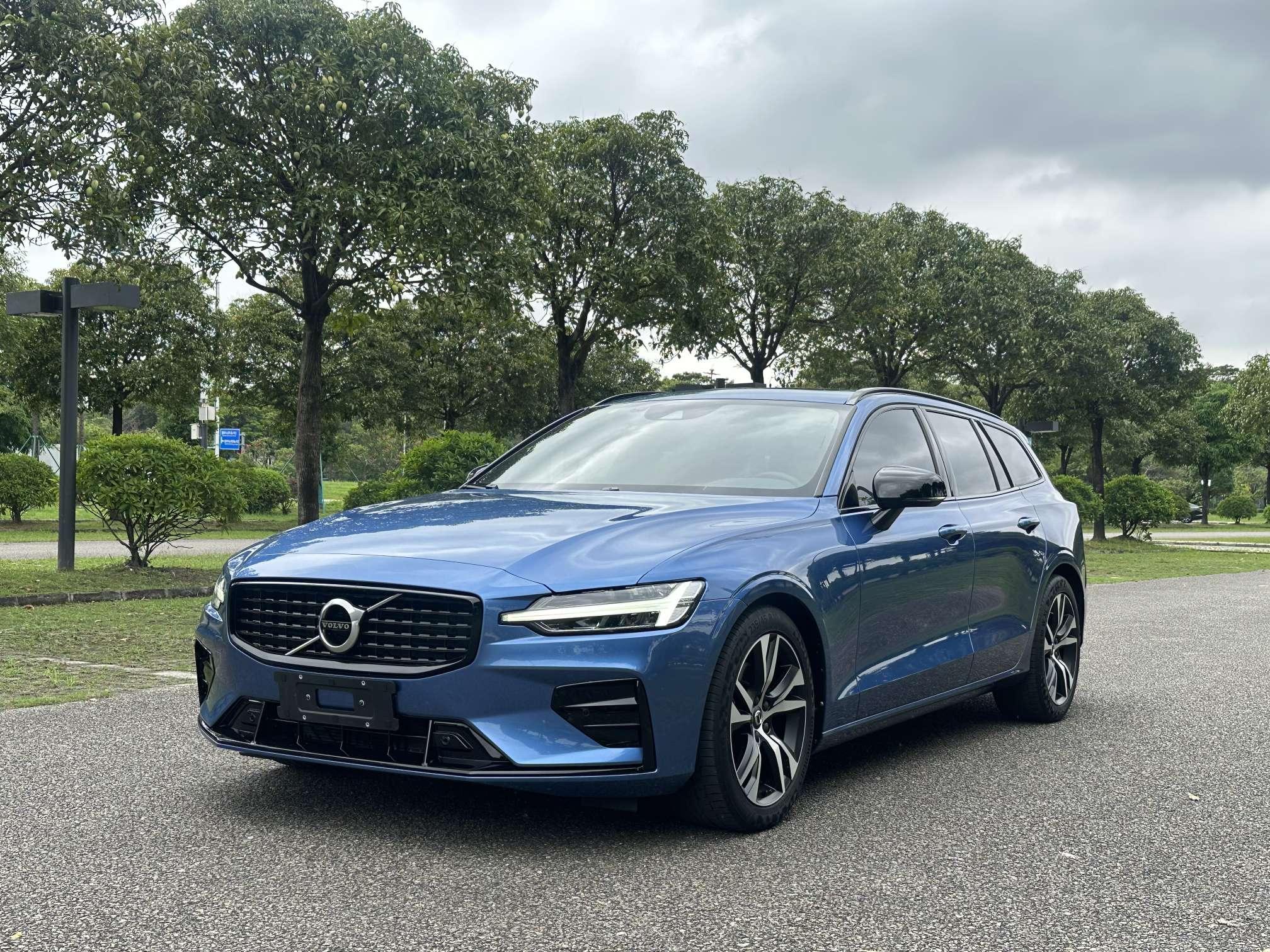 Volvo V60 Intelligent Premium Sport 2021