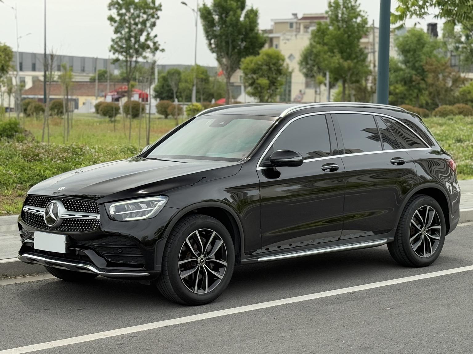 Mercedes GLC 300 L 4MATIC Luxury 2021