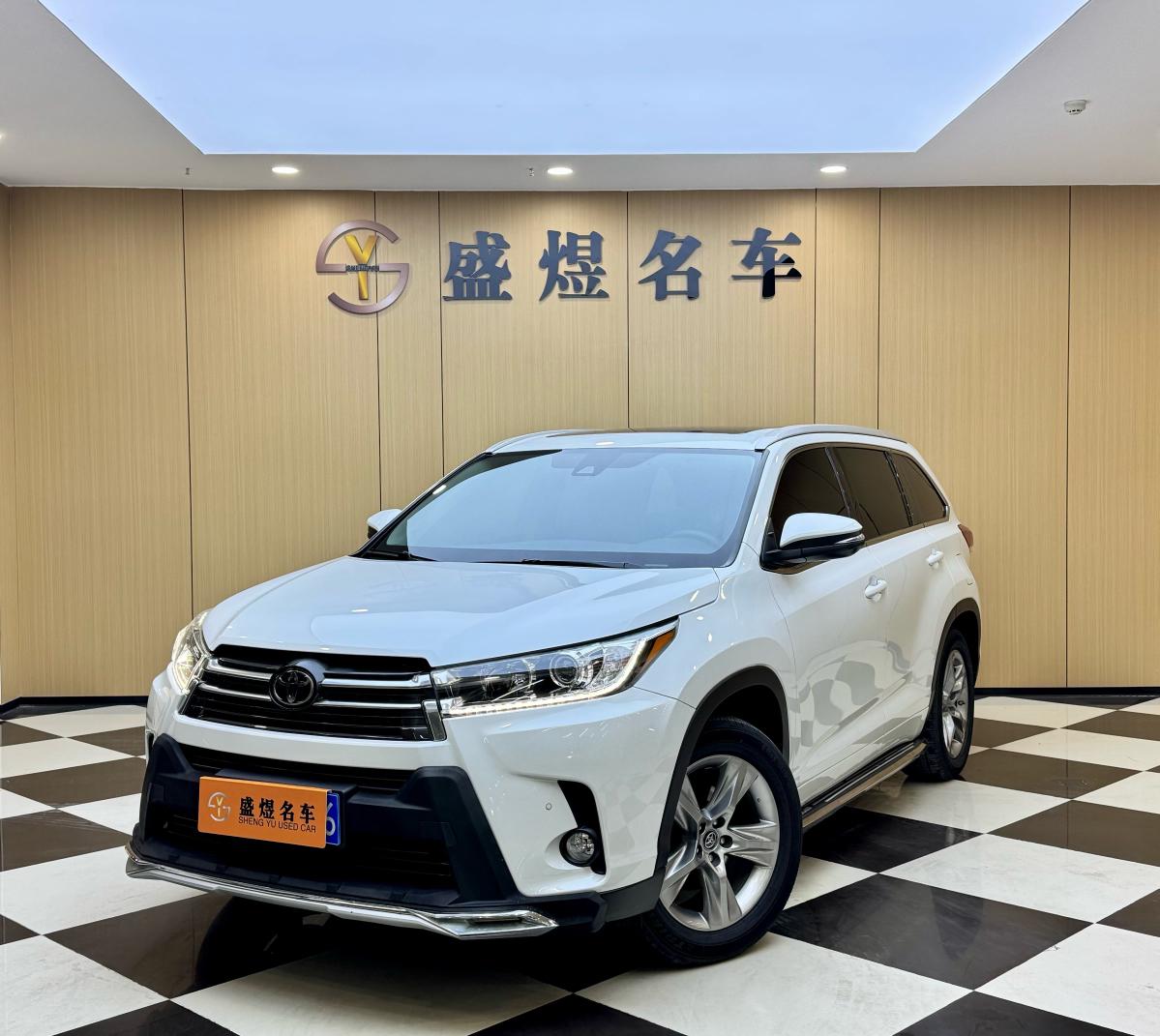 Toyota Highlander Premium 4WD 7-Seat (2L) 2021