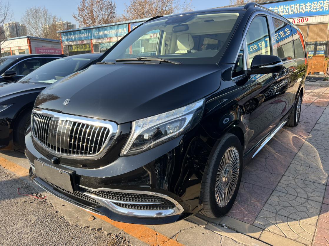 Mercedes V-260 Long Wheelbase Prestige (2L) 2022