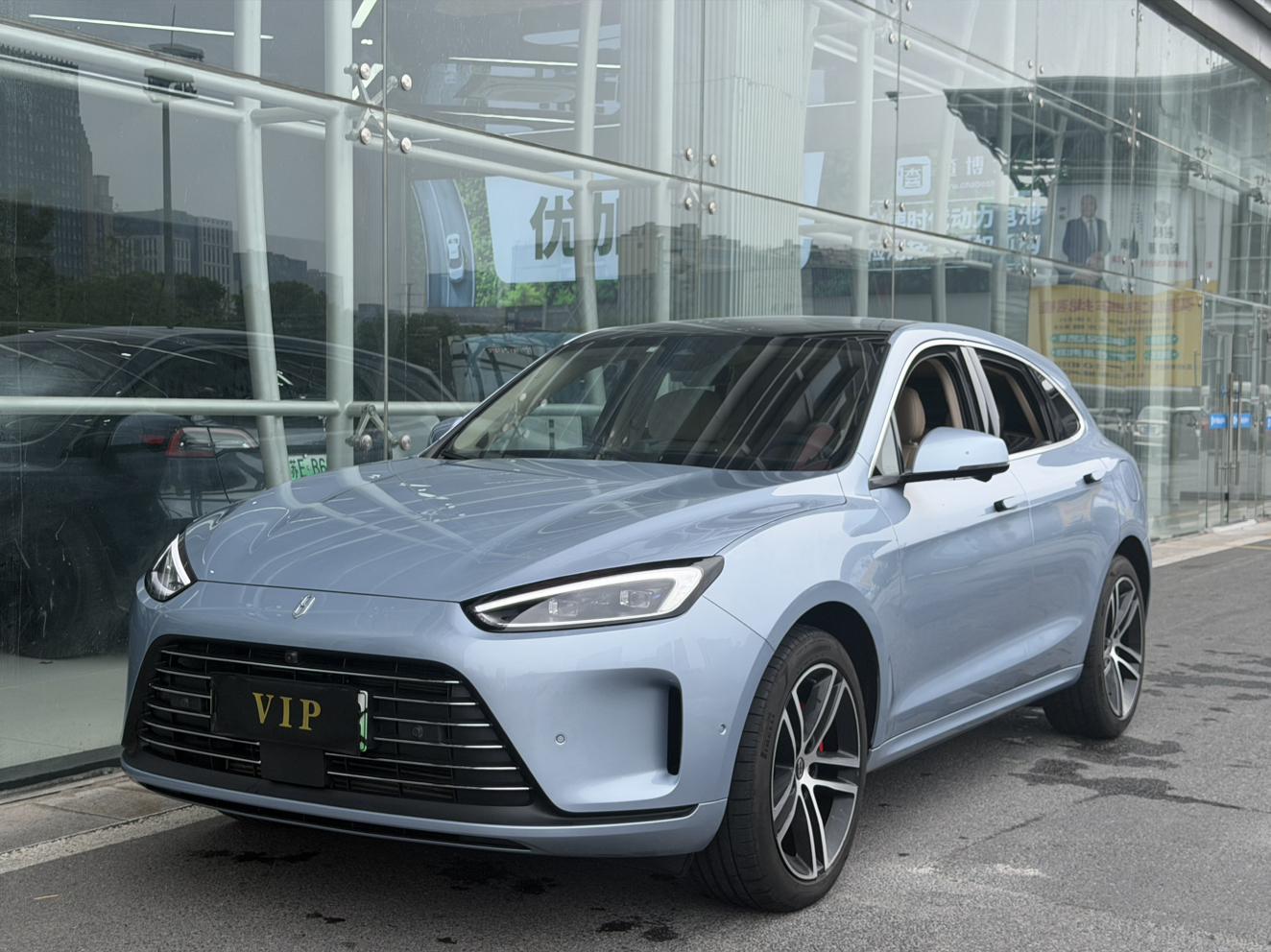 Aito M5 EREV AWD Standard 2023