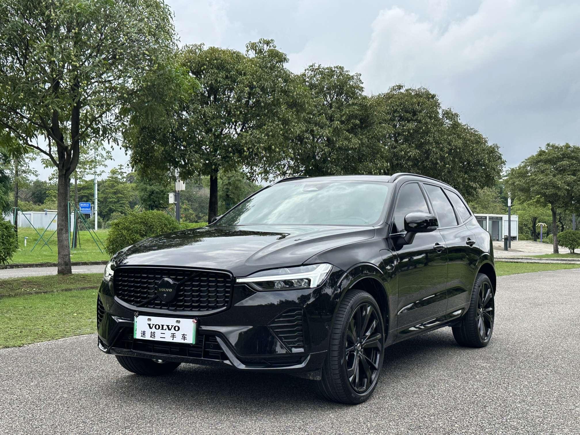 Volvo XC60-Phev T8 AWD Intelligent Plus Midnight Black Long Range Hybrid 2025