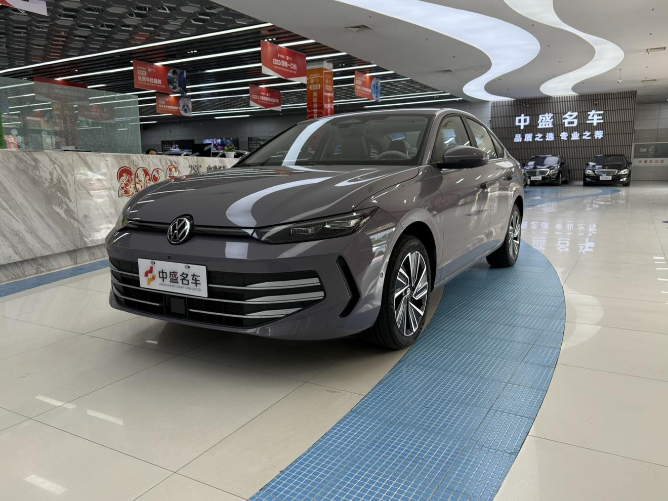 Volkswagen Lavida 300TSI Intelligent Comfort 2025