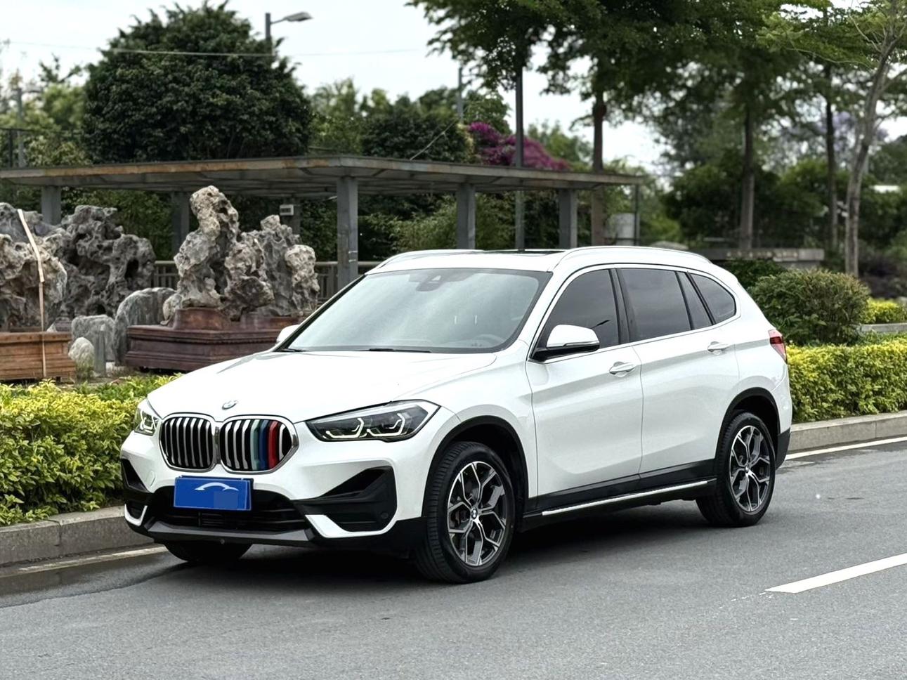 BMW X1 sDrive25Li Leading (2L) 2021