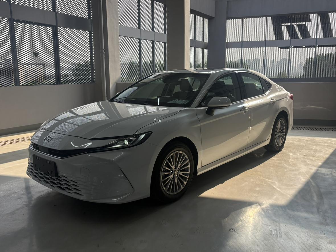 Toyota Camry 2.0E Elite 2026